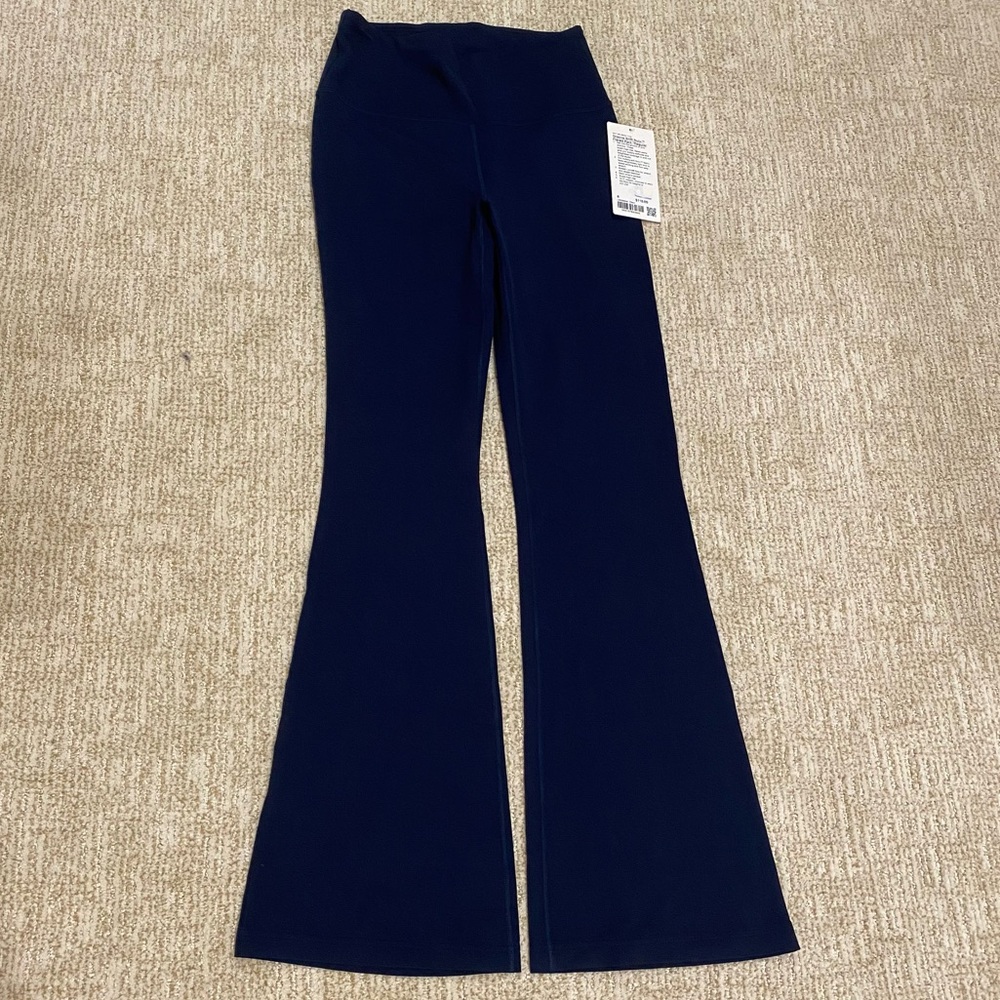 Lululemon NWT Groove super high rise flared pant legging true navy size 8